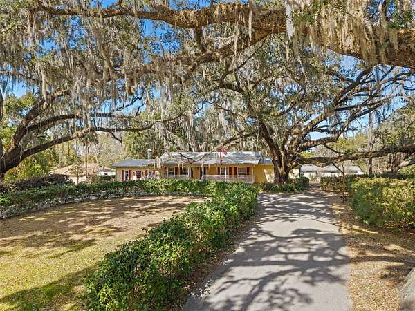 1.9 Acres of Residential Land with Home for Sale in Williston, Florida