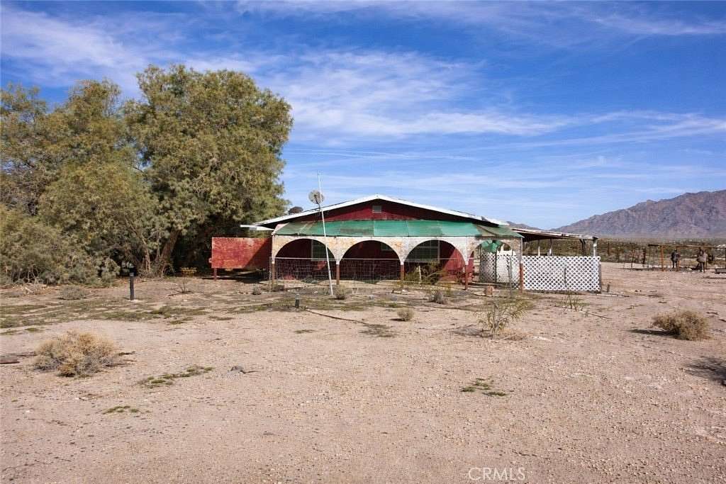 5 Acres of Residential Land with Home for Sale in Twentynine Palms, California