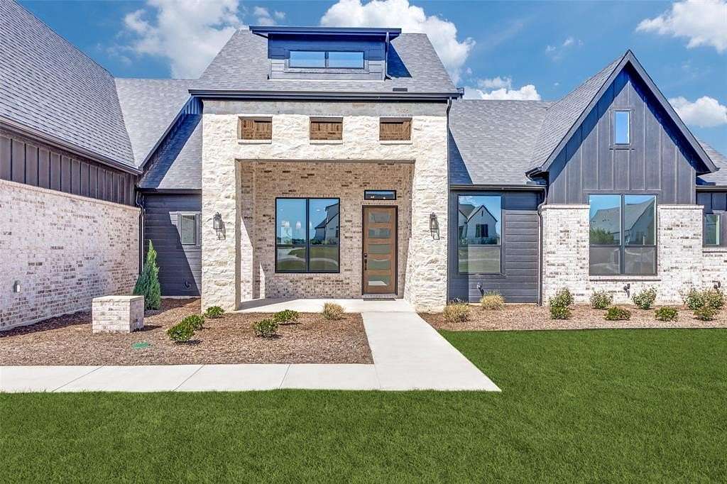 2 Acres of Land with Home for Sale in Weatherford, Texas