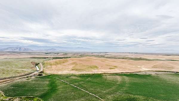 1,315 Acres of Agricultural Land for Sale in Preston, Idaho