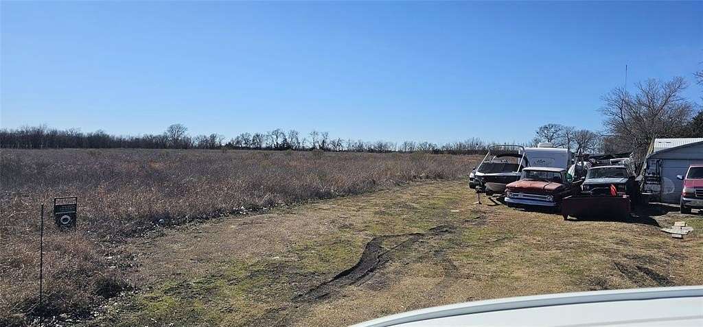 3.5 Acres of Land for Sale in Greenville, Texas