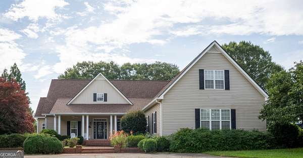 8 Acres of Land with Home for Sale in Carrollton, Georgia