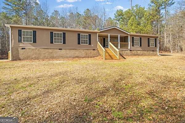 4 Acres of Residential Land with Home for Sale in Franklin, Georgia