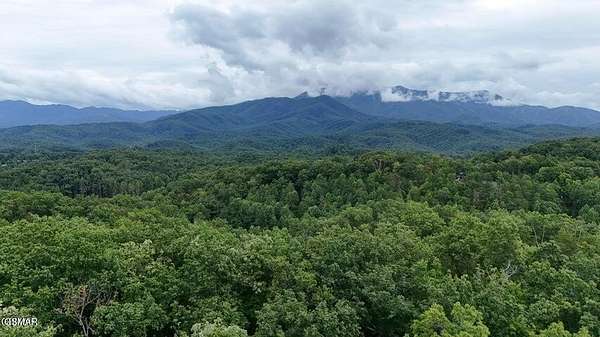 1.26 Acres of Residential Land for Sale in Gatlinburg, Tennessee