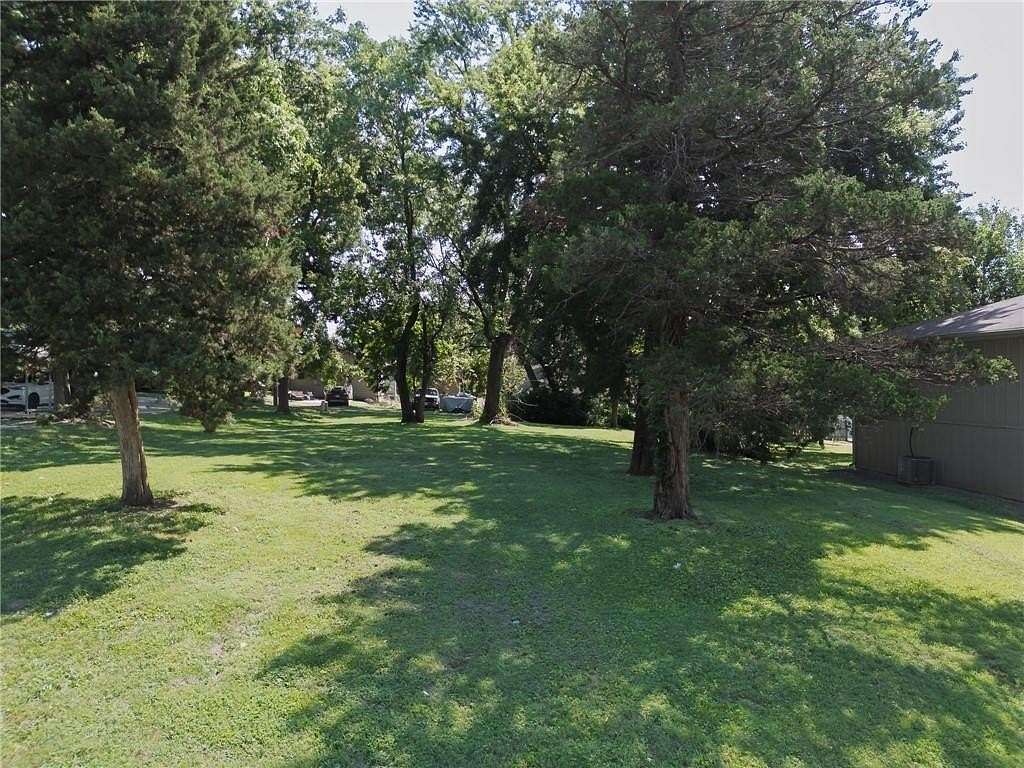 0.22 Acres of Residential Land for Sale in Leavenworth, Kansas