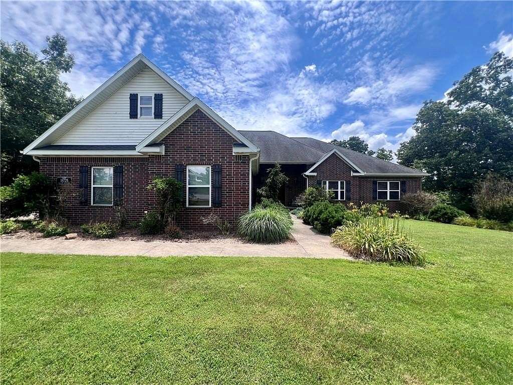 2 Acres of Land with Home for Sale in Siloam Springs, Arkansas