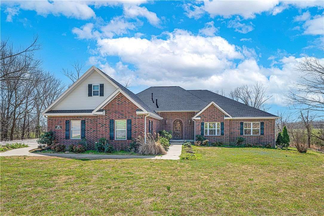 2 Acres of Land with Home for Sale in Siloam Springs, Arkansas