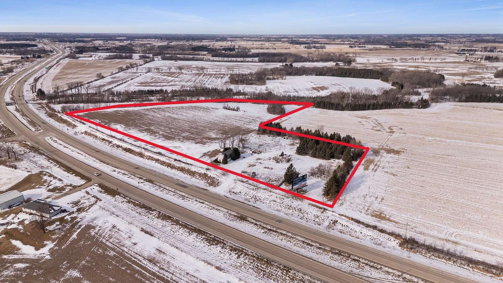 26.3 Acres of Agricultural & Residential Land for Sale in Oakfield, Wisconsin
