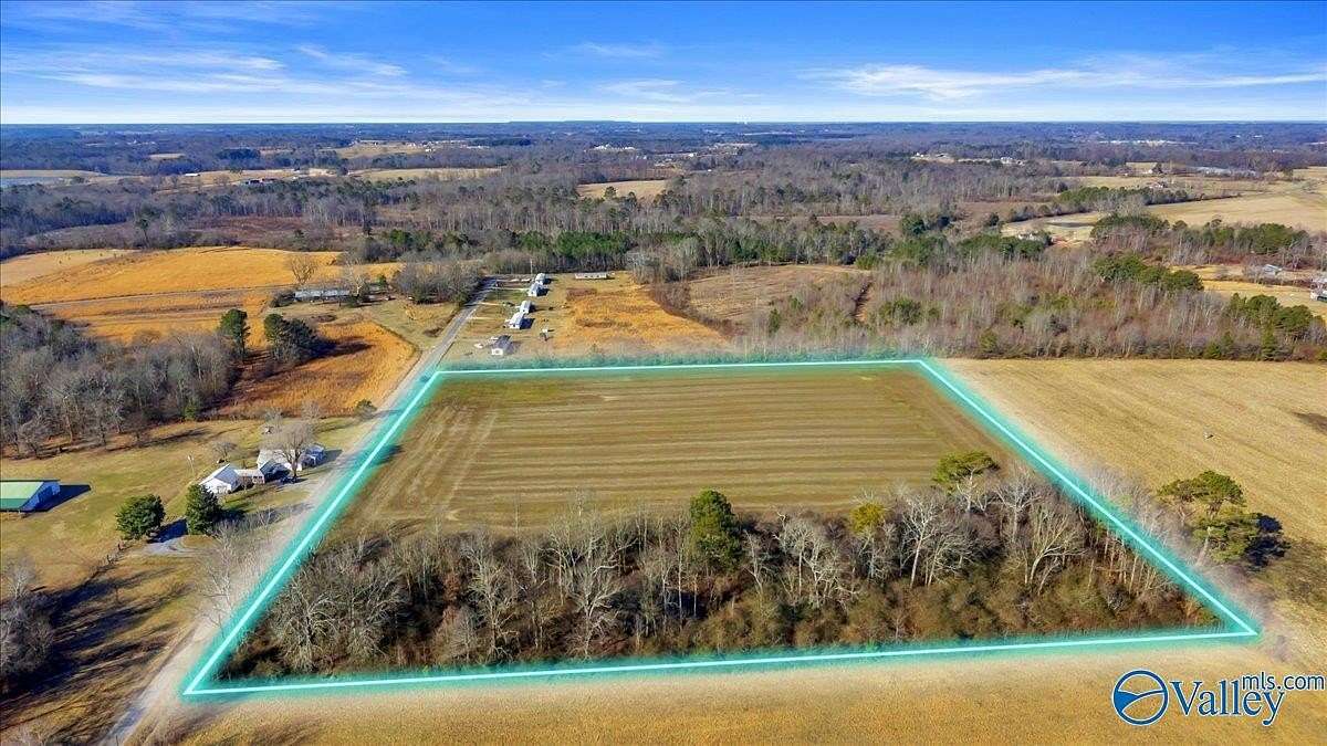 10.1 Acres of Land for Sale in Dutton, Alabama