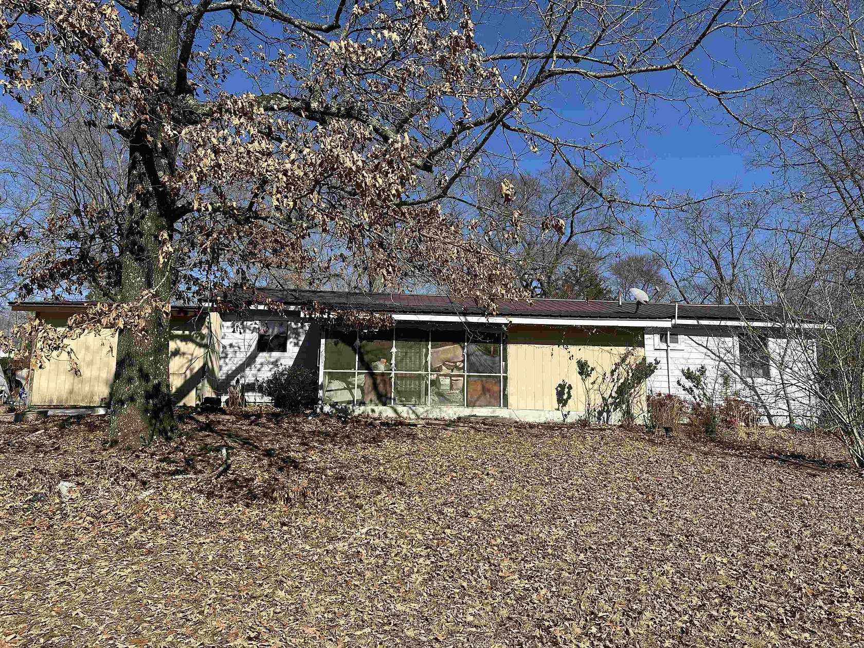 2 Acres of Residential Land with Home for Sale in Hatfield, Arkansas