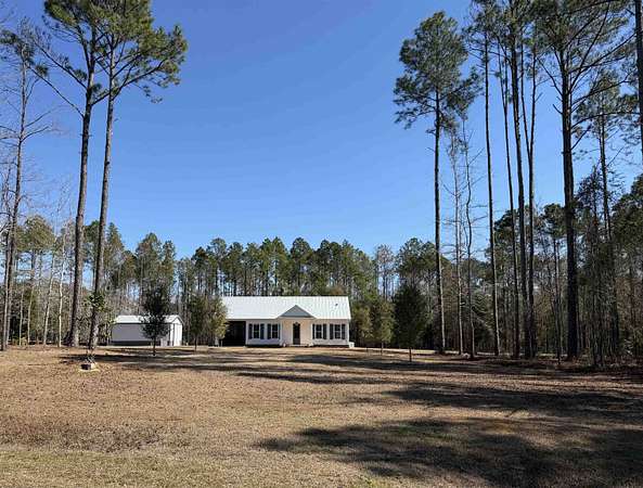 10.9 Acres of Land with Home for Sale in Monticello, Florida