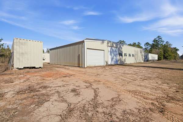 130 Acres of Recreational Land with Home for Sale in Newton, Texas