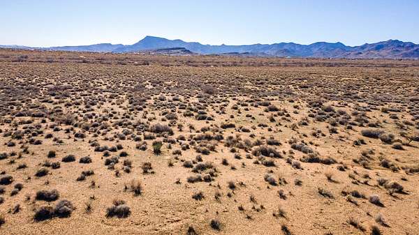 2.14 Acres of Residential Land for Sale in Kingman, Arizona