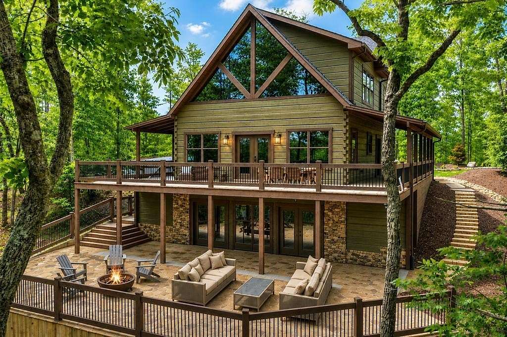 2.46 Acres of Land with Home for Sale in Ellijay, Georgia