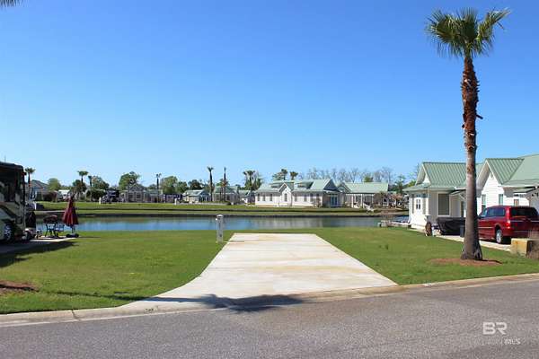 Residential Land for Sale in Elberta, Alabama