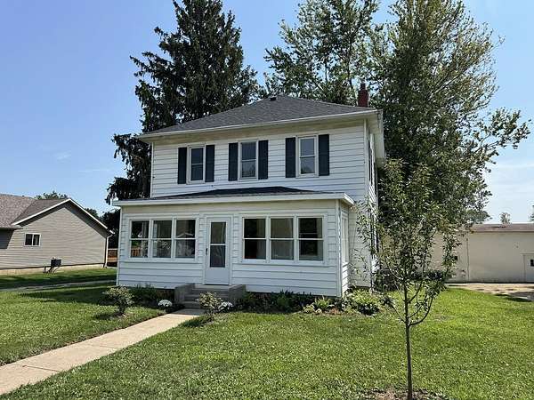 2.53 Acres of Land with Home for Sale in Shannon, Illinois