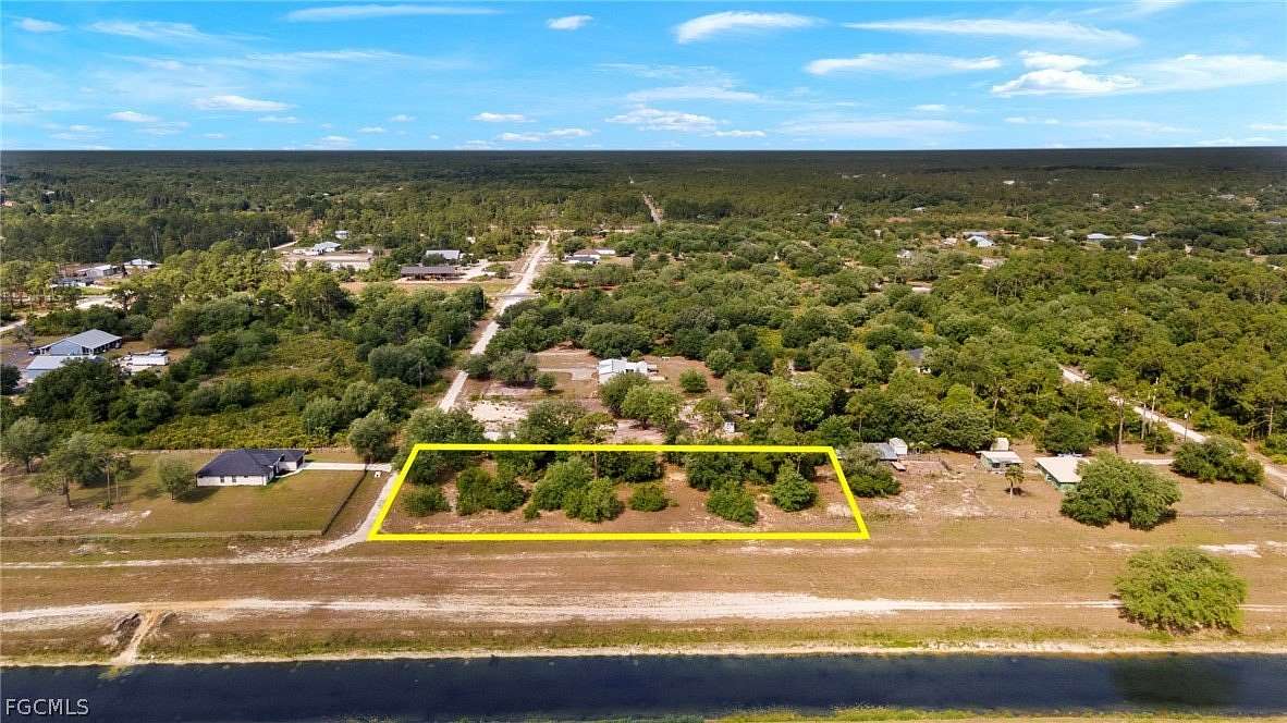 1.1 Acres of Residential Land for Sale in LaBelle, Florida