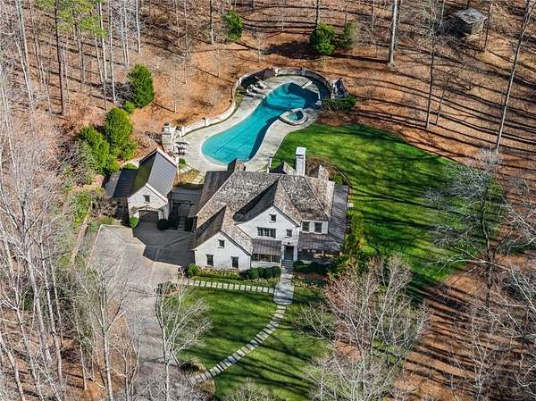 7.23 Acres of Residential Land with Home for Sale in Milton, Georgia