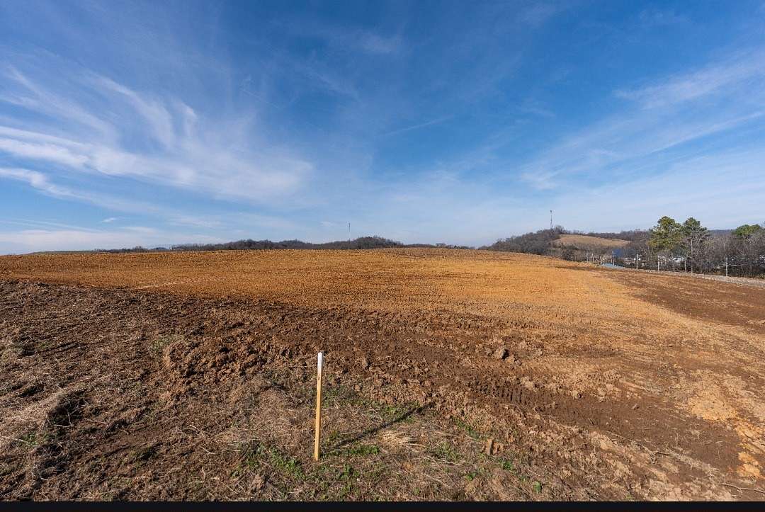 3.13 Acres of Residential Land for Sale in Beechgrove, Tennessee