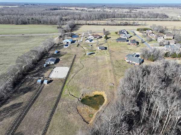 5 Acres of Land with Home for Sale in Manchester, Tennessee