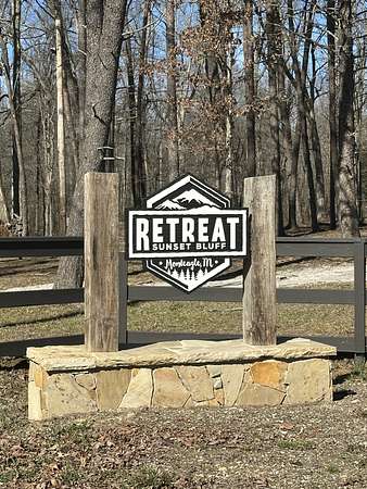 1 Acre of Residential Land for Sale in Monteagle, Tennessee