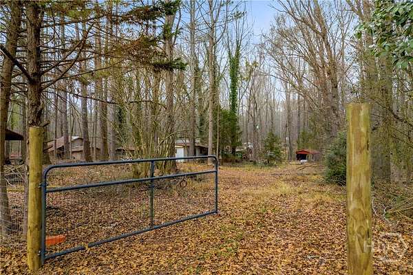 4 Acres of Land with Home for Sale in Arnoldsville, Georgia
