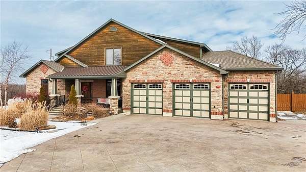 2.16 Acres of Residential Land with Home for Sale in Tonganoxie, Kansas