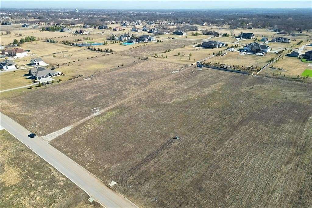 3.69 Acres of Residential Land for Auction in Lee's Summit, Missouri