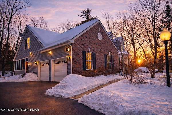 2 Acres of Residential Land with Home for Sale in Bartonsville, Pennsylvania