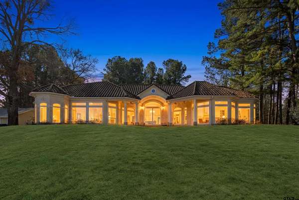 10.4 Acres of Land with Home for Sale in Frankston, Texas