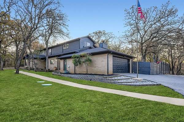 1.86 Acres of Residential Land with Home for Sale in Argyle, Texas