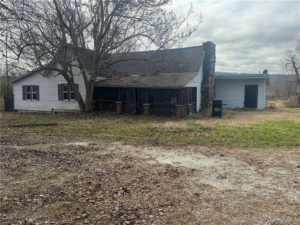 3.54 Acres of Residential Land with Home for Sale in Springdale, Arkansas