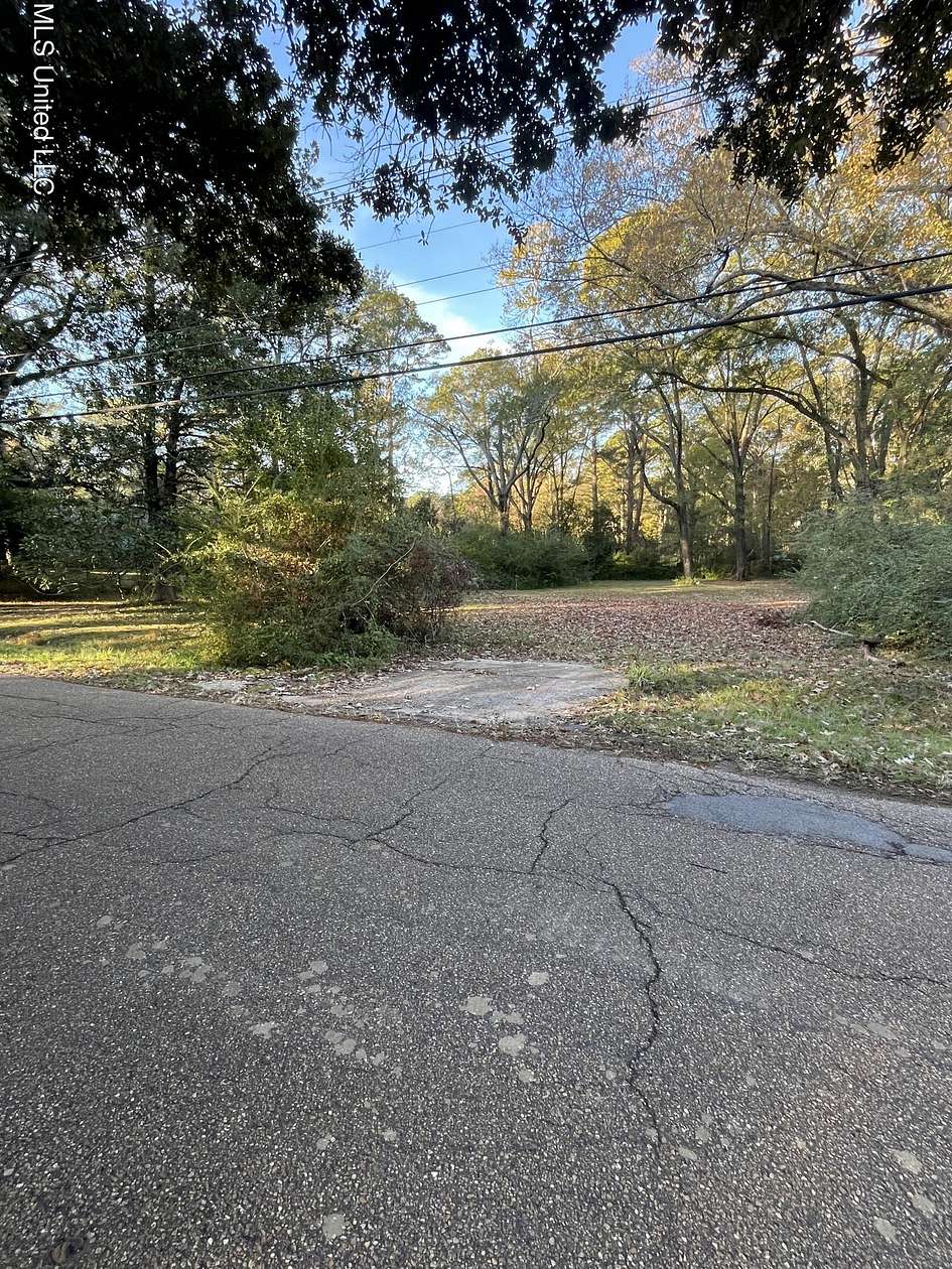 0.64 Acres of Residential Land for Sale in Jackson, Mississippi