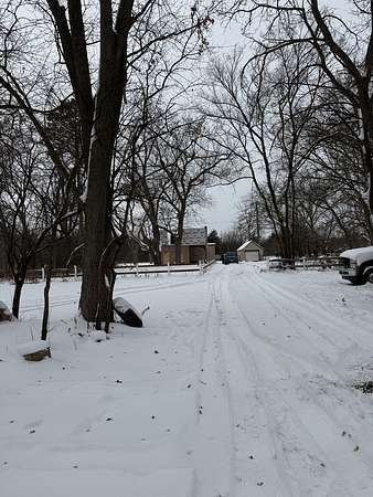 2.53 Acres of Mixed-Use Land for Sale in Flossmoor, Illinois