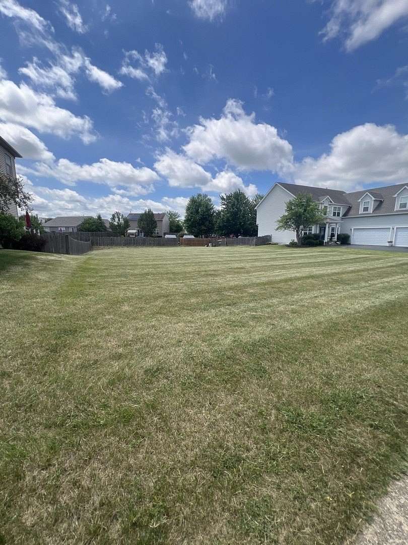 0.27 Acres of Residential Land for Sale in Lake in the Hills, Illinois