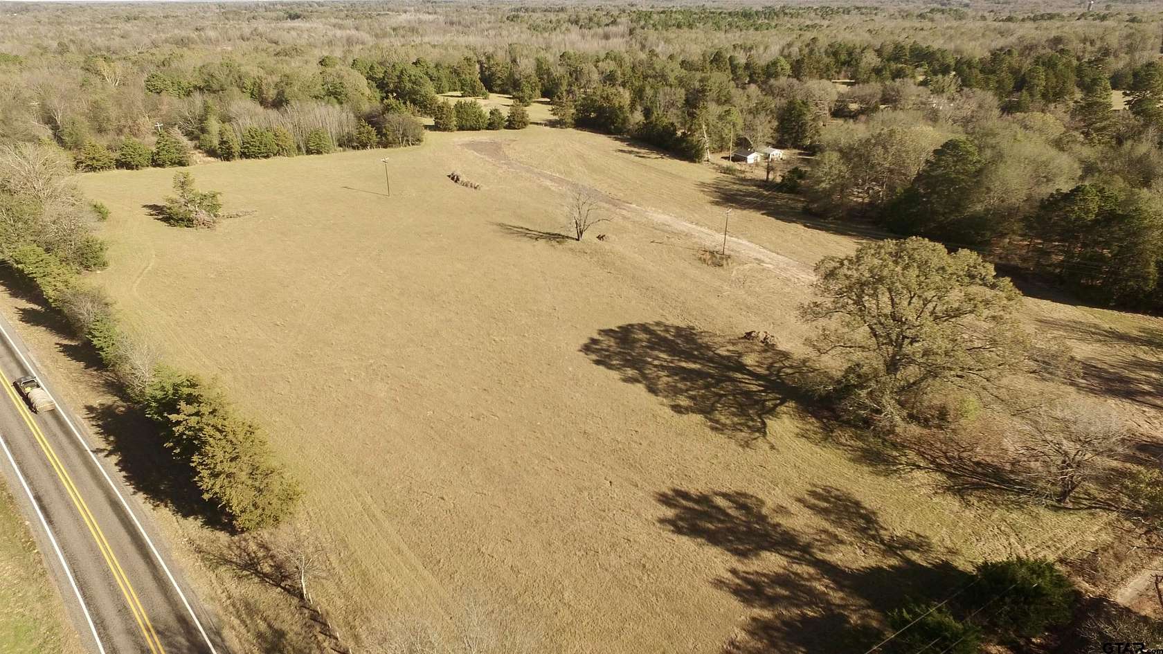 1.18 Acres of Residential Land for Sale in Leesburg, Texas