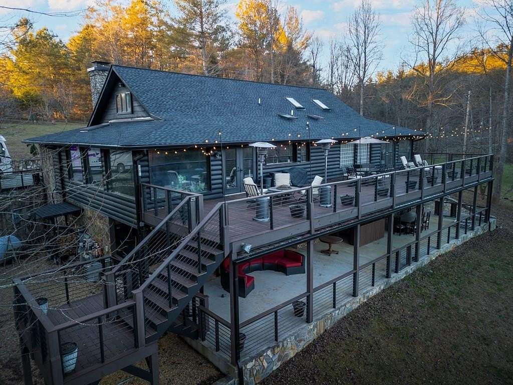 8 Acres of Residential Land with Home for Sale in Mineral Bluff, Georgia