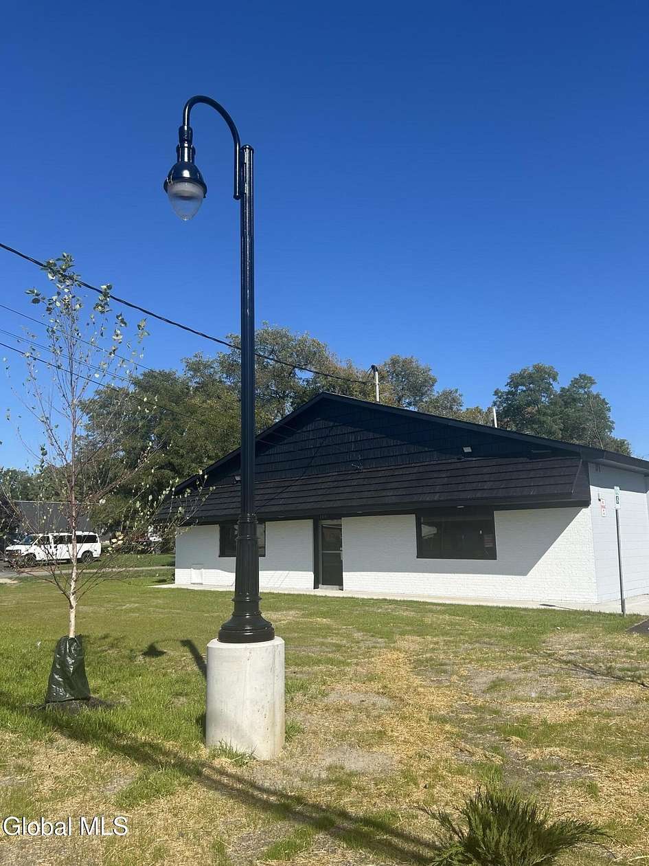 1.9 Acres of Improved Commercial Land for Lease in Glenville, New York