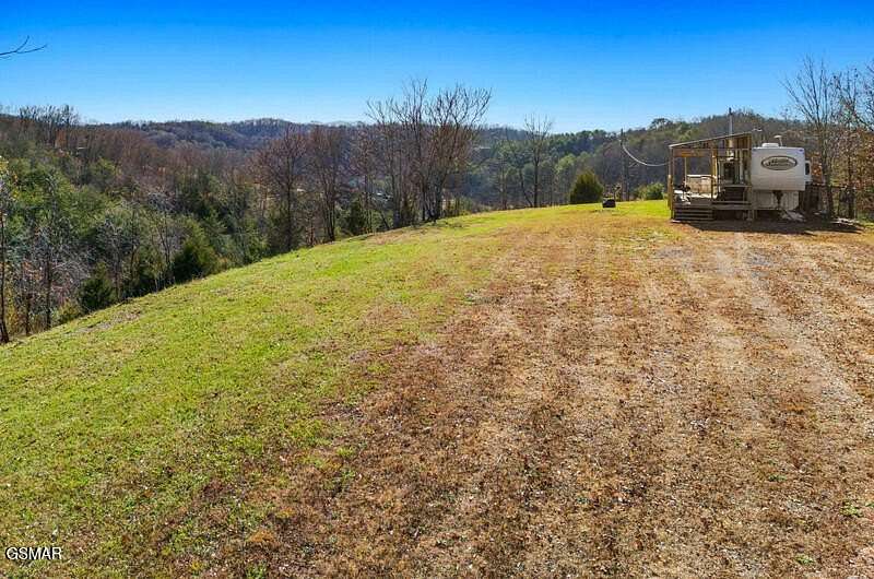 5 Acres of Residential Land for Sale in Parrottsville, Tennessee