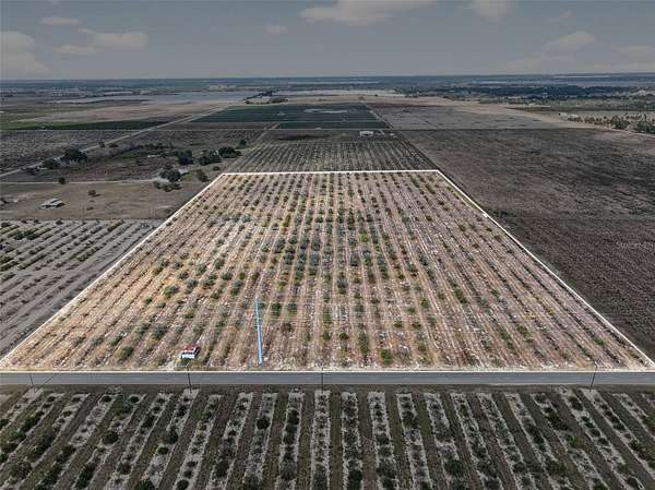 21.7 Acres of Agricultural Land for Sale in Bartow, Florida