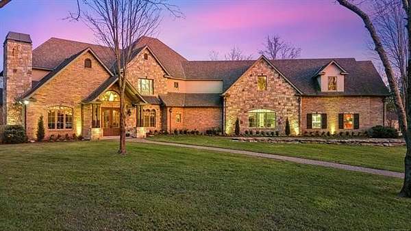 2.27 Acres of Residential Land with Home for Sale in Owasso, Oklahoma