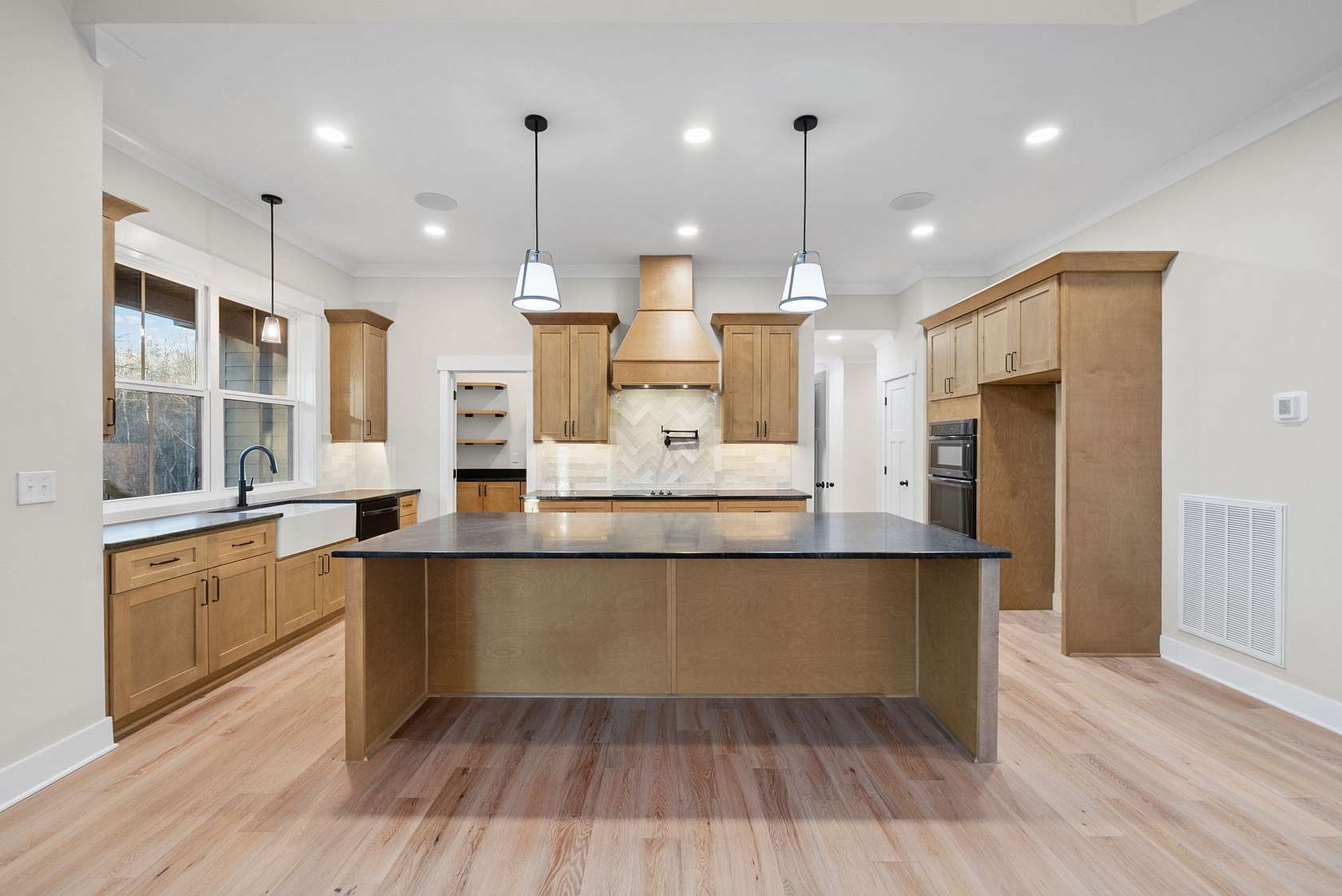 1.6 Acres of Residential Land with Home for Sale in Clarksville, Tennessee