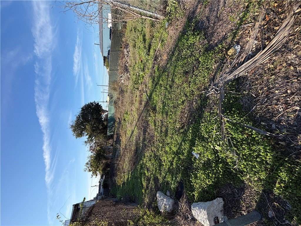 0.17 Acres of Mixed-Use Land for Sale in Corpus Christi, Texas