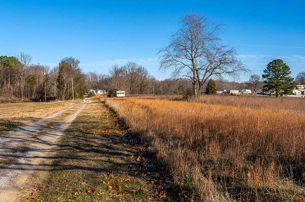 1.57 Acres of Residential Land for Sale in Pleasant View, Tennessee