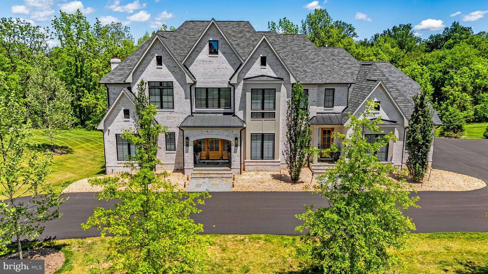 3.9 Acres of Land with Home for Sale in Middleburg, Virginia