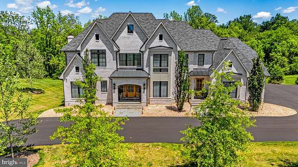 3.9 Acres of Land with Home for Sale in Middleburg, Virginia