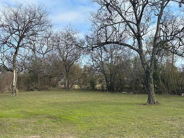 0.26 Acres of Residential Land for Sale in Ennis, Texas