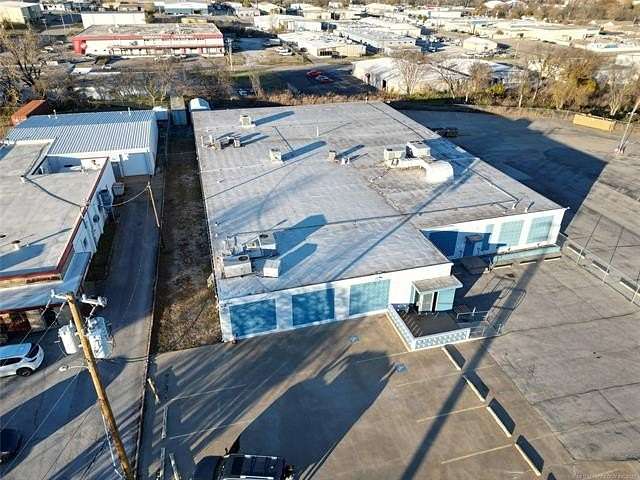 3.13 Acres of Improved Commercial Land for Sale in Tulsa, Oklahoma