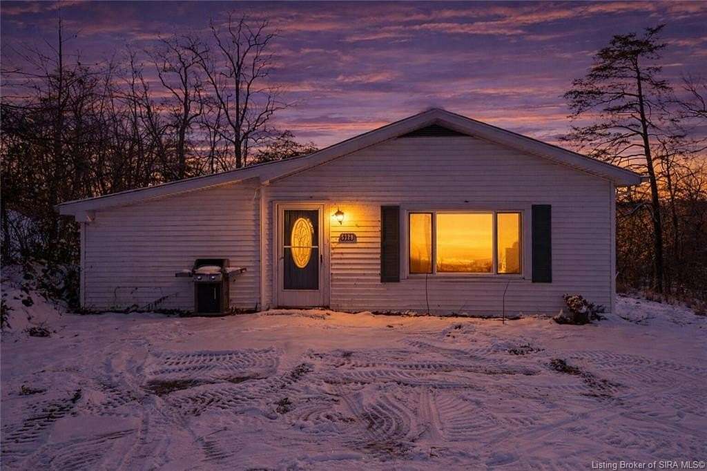 2 Acres of Land with Home for Sale in New Albany, Indiana