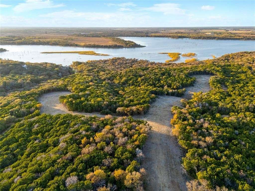 112 Acres of Recreational Land for Sale in Woodway, Texas